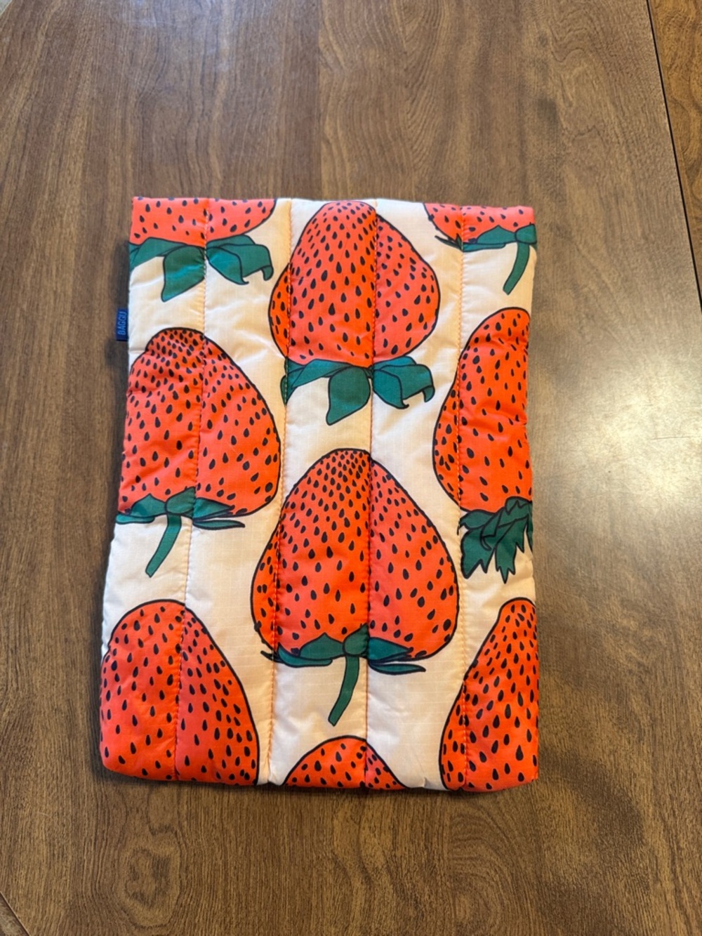 BAGGU Sleeve - Picture 2 of 4